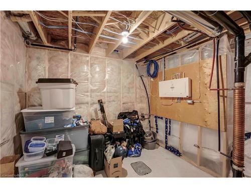 7125 Parsa Street, Niagara Falls, ON - Indoor Photo Showing Basement