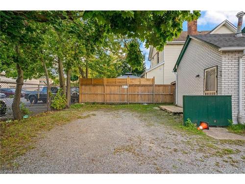 58 Court Street, St. Catharines, ON - Outdoor