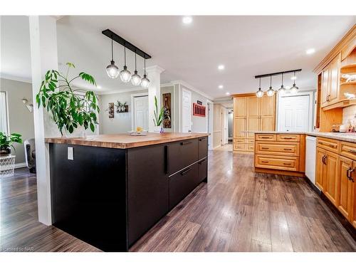 52078 Regional 24 Road, Wainfleet, ON - Indoor Photo Showing Kitchen