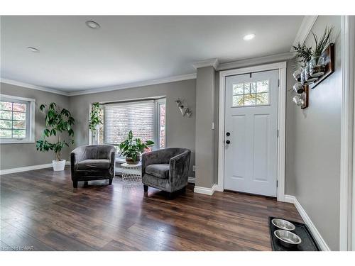 52078 Regional 24 Road, Wainfleet, ON - Indoor Photo Showing Living Room