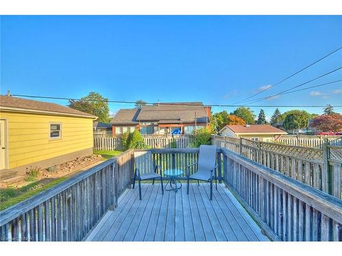 214 Bowen Road, Fort Erie, ON - Outdoor With Deck Patio Veranda With Exterior