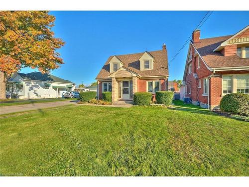 214 Bowen Road, Fort Erie, ON - Outdoor With Facade