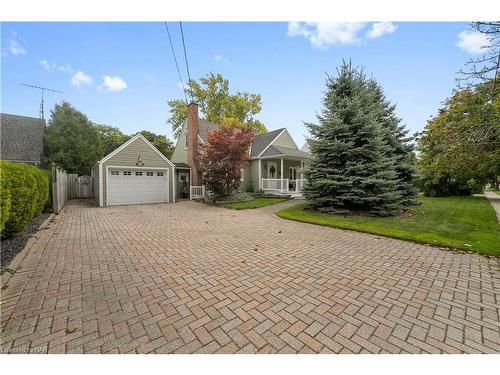 1515 Haist Street, Fonthill, ON - Outdoor