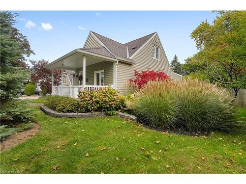 1515 Haist Street, Fonthill, ON - Outdoor With Deck Patio Veranda