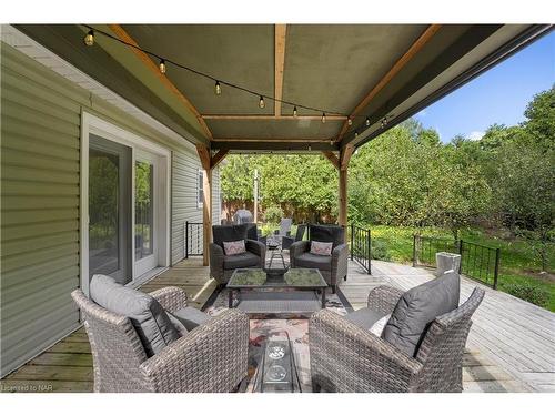 1515 Haist Street, Fonthill, ON - Outdoor With Deck Patio Veranda With Exterior