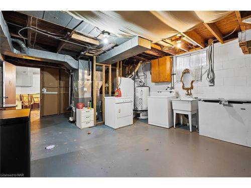 364 William Street, Niagara-On-The-Lake, ON - Indoor Photo Showing Laundry Room