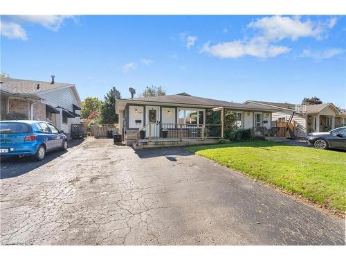 7086 Briarwood Avenue, Niagara Falls, ON - Outdoor With Deck Patio Veranda