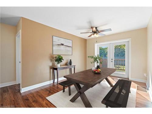 7488 Wanless Street, Niagara Falls, ON - Indoor Photo Showing Dining Room