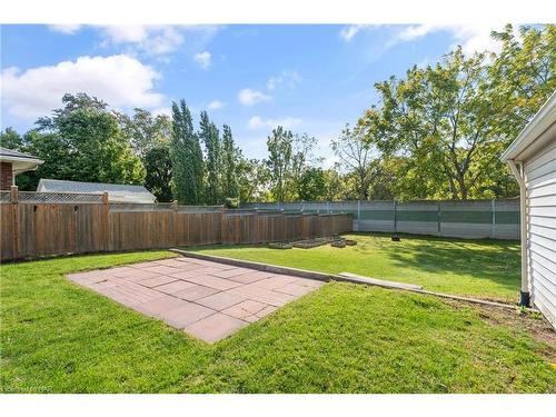 7488 Wanless Street, Niagara Falls, ON - Outdoor With Backyard