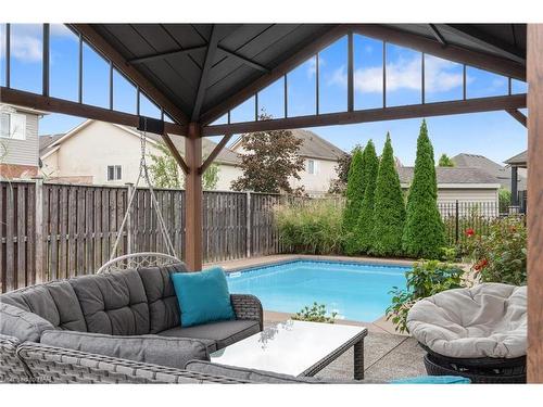 8829 Joseph Court, Niagara Falls, ON - Outdoor With In Ground Pool With Exterior