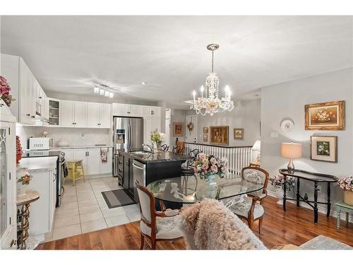 11-77 Avery Crescent, St. Catharines, ON - Indoor Photo Showing Dining Room