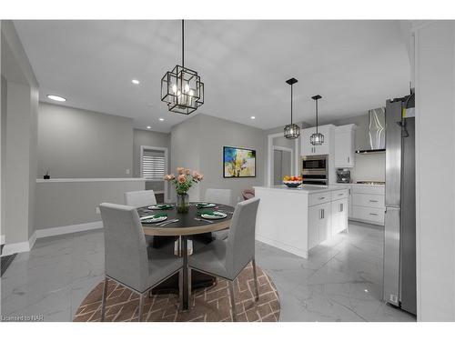 315 Old Course Trail, Welland, ON - Indoor Photo Showing Dining Room