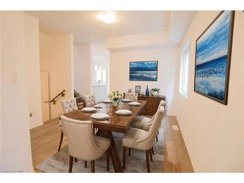 87 Caroline Street, Welland, ON - Indoor Photo Showing Dining Room