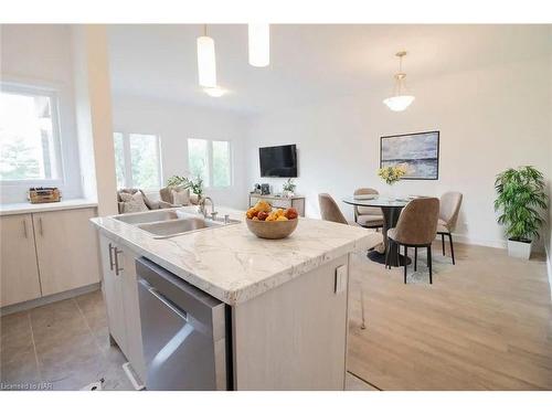 87 Caroline Street, Welland, ON - Indoor Photo Showing Kitchen With Double Sink