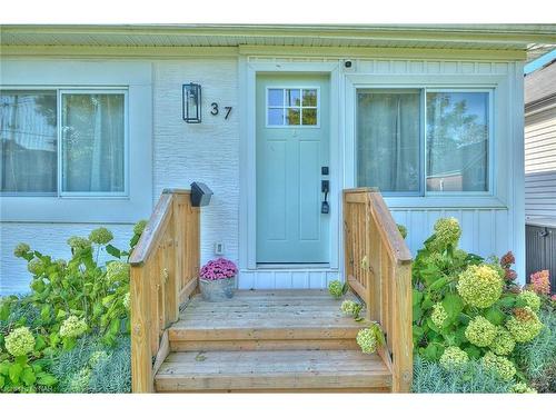 37 Lock Street, St. Catharines, ON - Outdoor With Exterior