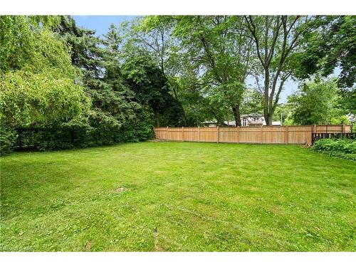 370 Butler Street, Niagara-On-The-Lake, ON - Outdoor With Backyard