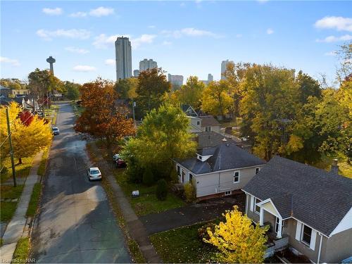 5920 Symmes Street, Niagara Falls, ON - Outdoor With View