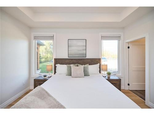 72732 Regional Road 27, Wainfleet, ON - Indoor Photo Showing Bedroom