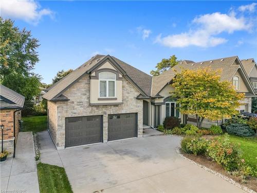 7 Sapphire Court, St. Catharines, ON - Outdoor With Facade