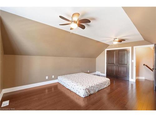 7 Sapphire Court, St. Catharines, ON - Indoor Photo Showing Other Room