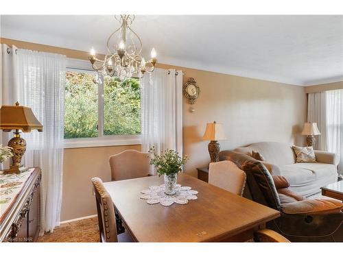 14 Valley Road, St. Catharines, ON - Indoor Photo Showing Dining Room