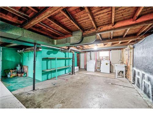 6285 Skinner Street, Niagara Falls, ON - Indoor Photo Showing Basement