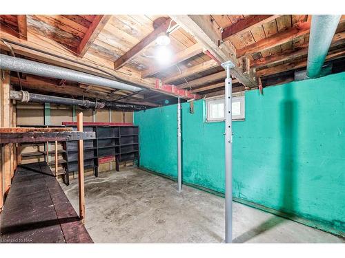 6285 Skinner Street, Niagara Falls, ON - Indoor Photo Showing Basement