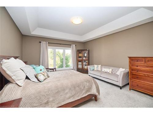 6 Derbyshire Drive, Ridgeway, ON - Indoor Photo Showing Bedroom