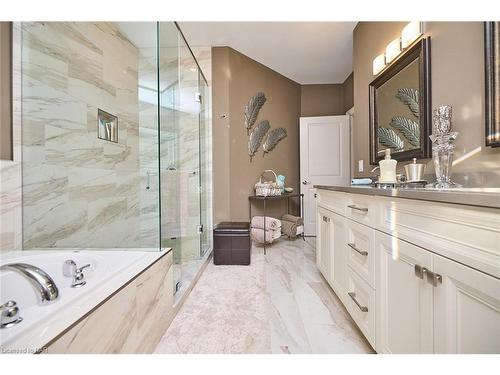 6 Derbyshire Drive, Ridgeway, ON - Indoor Photo Showing Bathroom