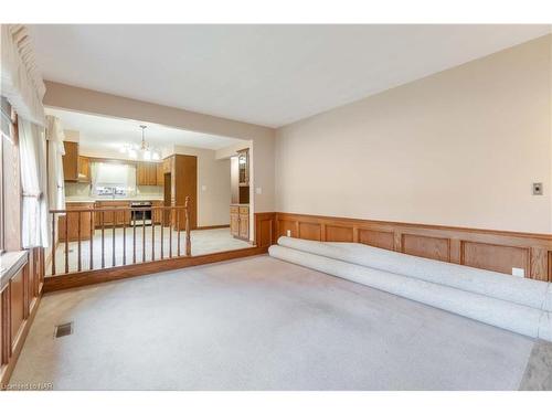 729 South Pelham Road, Welland, ON - Indoor Photo Showing Other Room