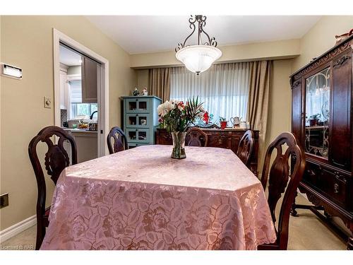 4 Mississauga Road, St. Catharines, ON - Indoor Photo Showing Dining Room