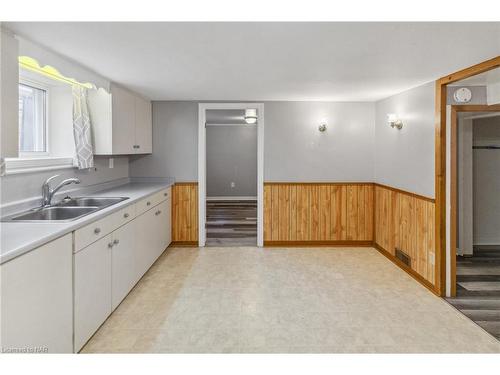 373 Killaly Street E, Port Colborne, ON - Indoor Photo Showing Kitchen With Double Sink