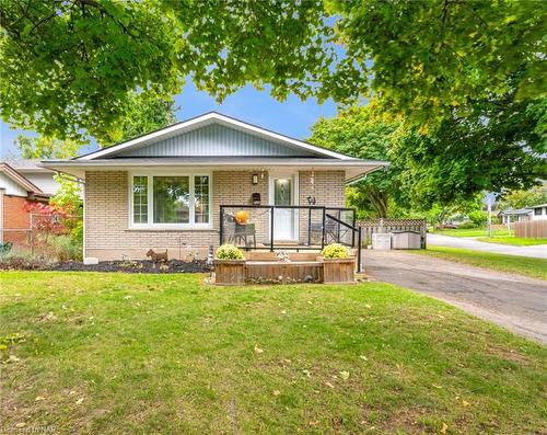 40 Densgrove Drive, St. Catharines, ON - Outdoor With Deck Patio Veranda