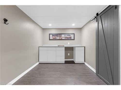 40 Densgrove Drive, St. Catharines, ON - Indoor Photo Showing Other Room