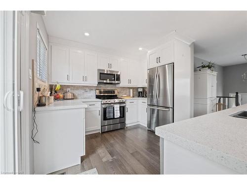 1041 Quaker Road, Pelham, ON - Indoor Photo Showing Kitchen