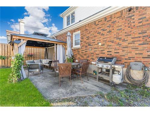 548 Wright Street, Welland, ON - Outdoor With Deck Patio Veranda With Exterior