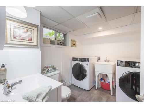 100 Arthur Street, St. Catharines, ON - Indoor Photo Showing Laundry Room