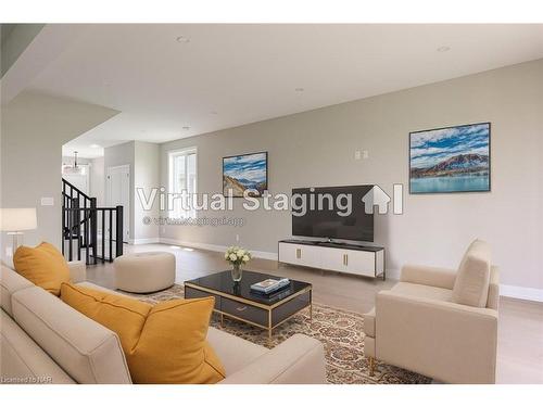 3953 Mitchell Crescent, Stevensville, ON - Indoor Photo Showing Living Room