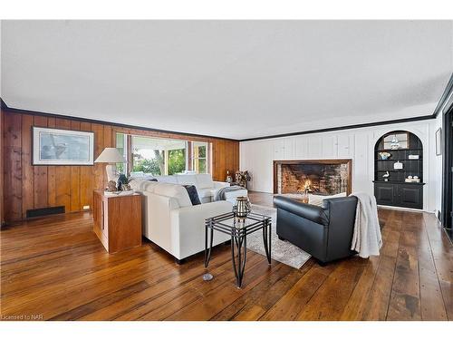 214 Windmill Point Road S, Ridgeway, ON - Indoor Photo Showing Living Room With Fireplace