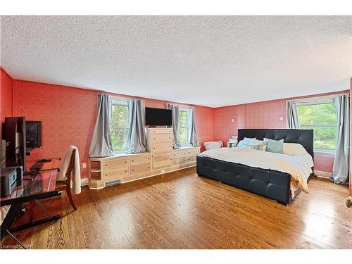 214 Windmill Point Road S, Ridgeway, ON - Indoor Photo Showing Bedroom