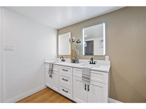 214 Windmill Point Road S, Ridgeway, ON - Indoor Photo Showing Bathroom