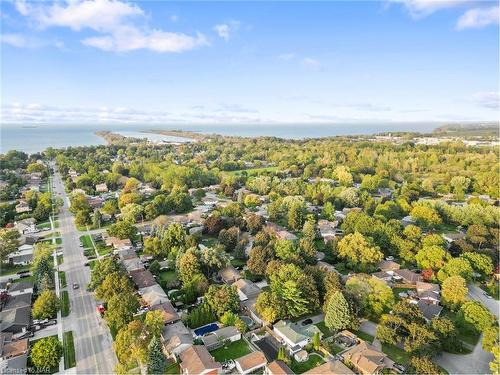 8 St Louis Place, St. Catharines, ON - Outdoor With View