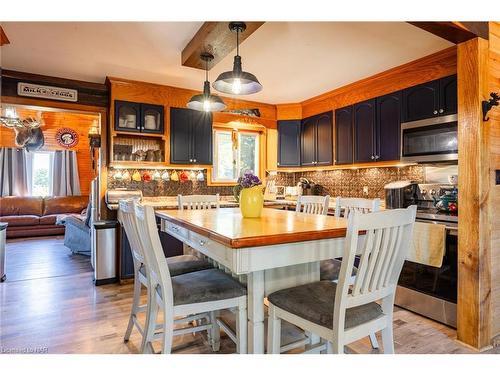 92 Warner Road, Niagara-On-The-Lake, ON - Indoor Photo Showing Dining Room