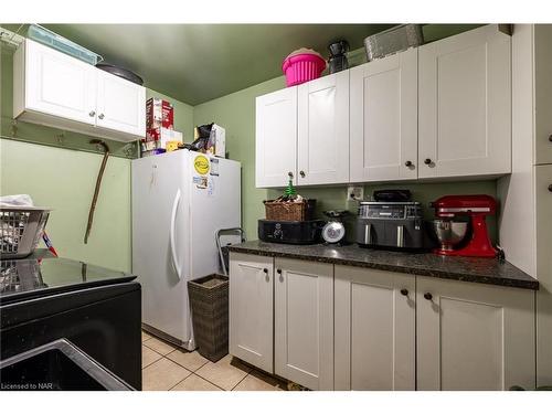 92 Warner Road, Niagara-On-The-Lake, ON - Indoor Photo Showing Kitchen