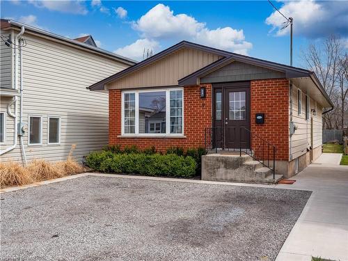 9 Churchill Street, St. Catharines, ON - Outdoor