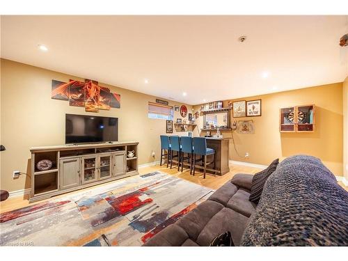 2362 Walker Court, Niagara Falls, ON - Indoor