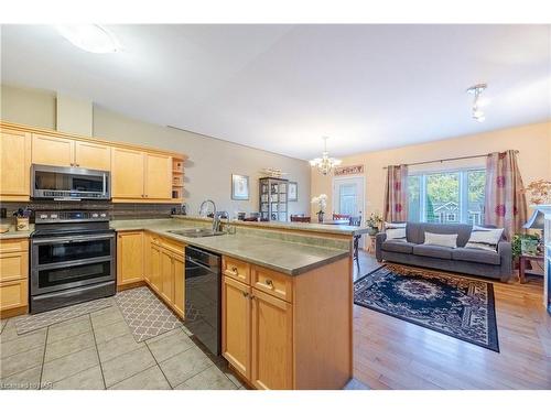 2362 Walker Court, Niagara Falls, ON - Indoor