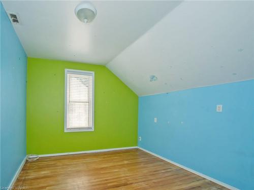 247 Russell Avenue, St. Catharines, ON - Indoor Photo Showing Other Room