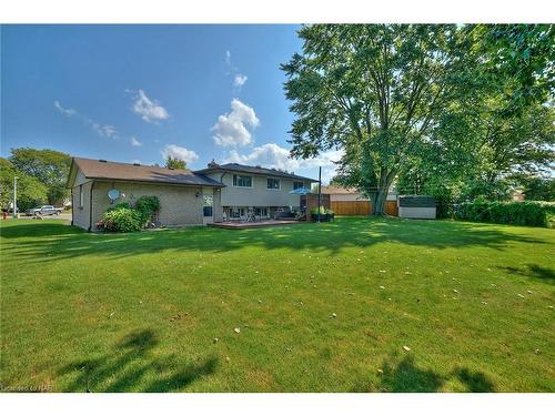 21 Windermere Court, Welland, ON - Outdoor With Backyard