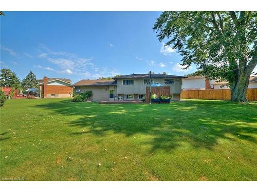 21 Windermere Court, Welland, ON - Outdoor With Backyard